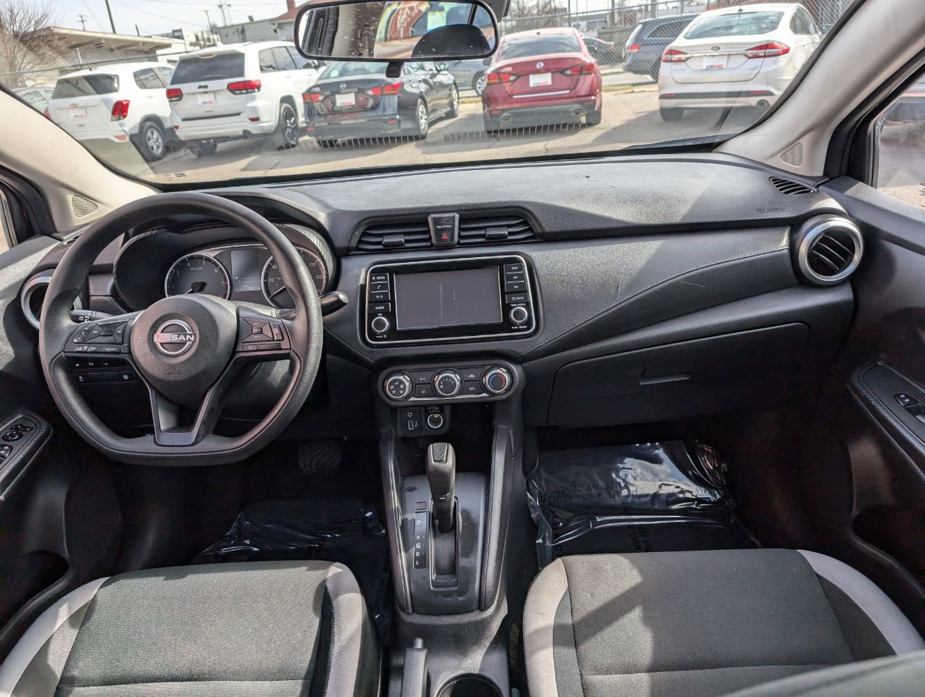 Used 2025 Nissan Versa S w/ Trunk Package image 14