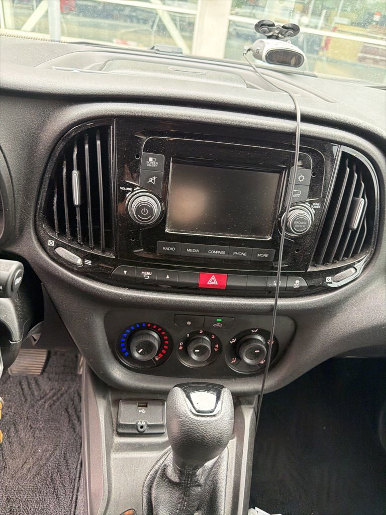 Used 2015 RAM ProMaster City Tradesman SLT w/ Rear Back-up Camera Group FWD image 8