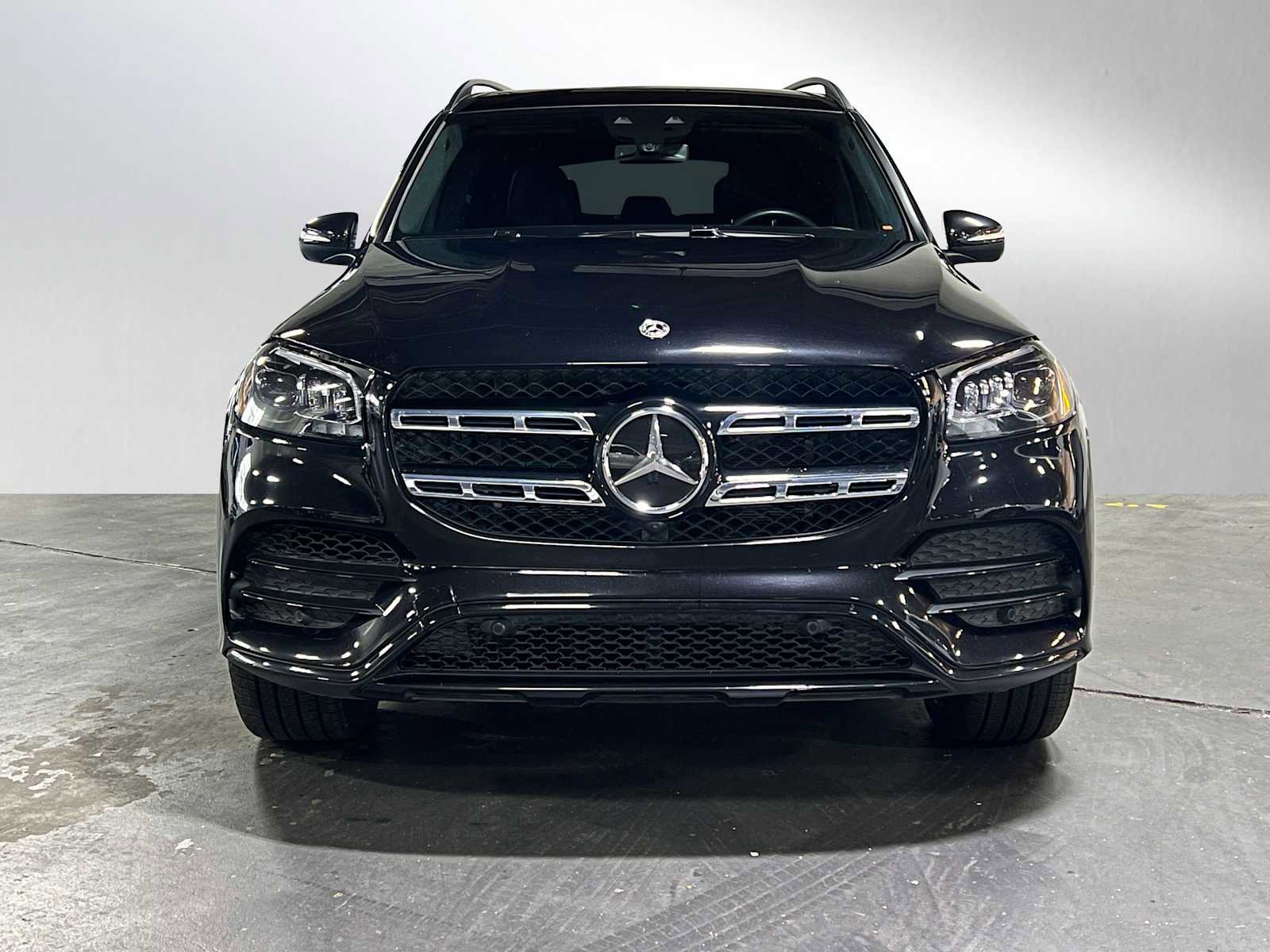 Used 2023 Mercedes-Benz GLS 580 4MATIC image 8