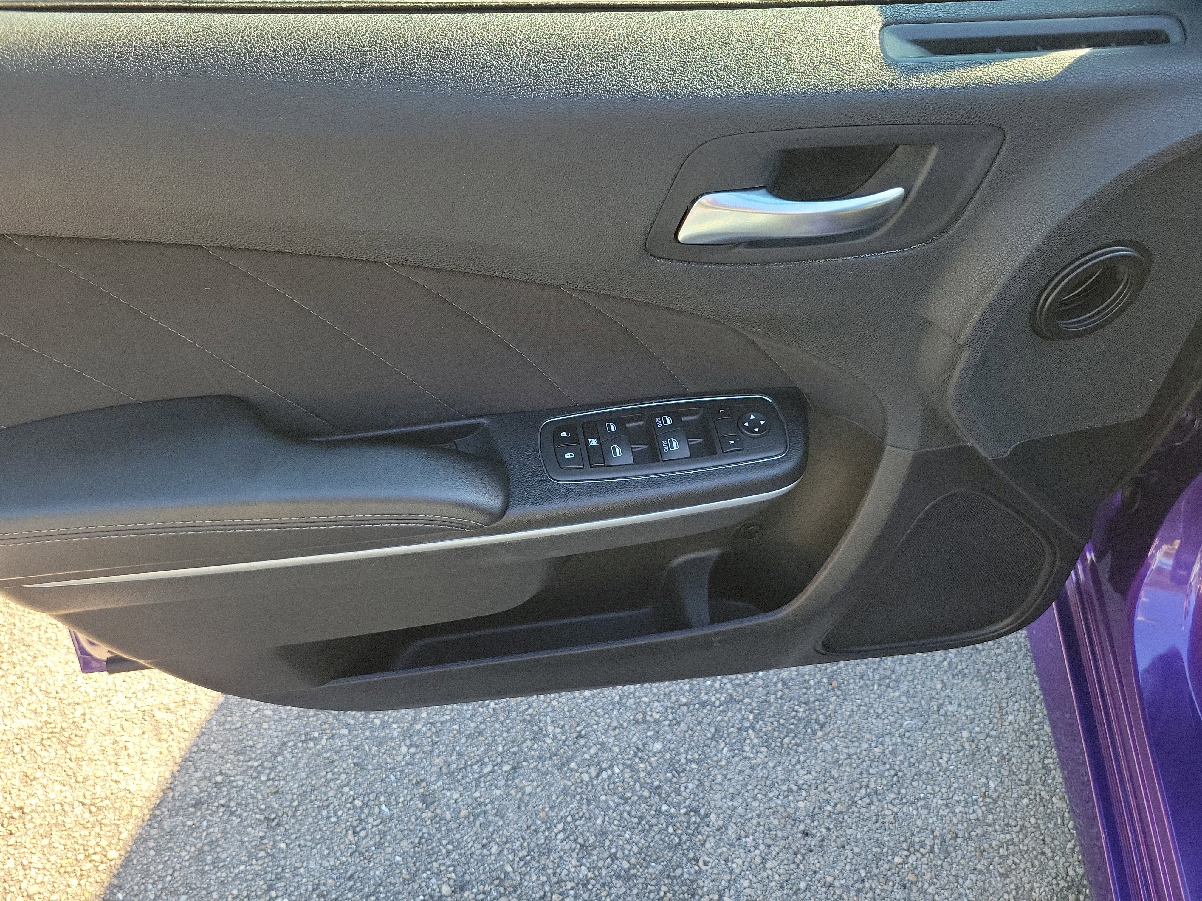 Used 2023 Dodge Charger GT image 11