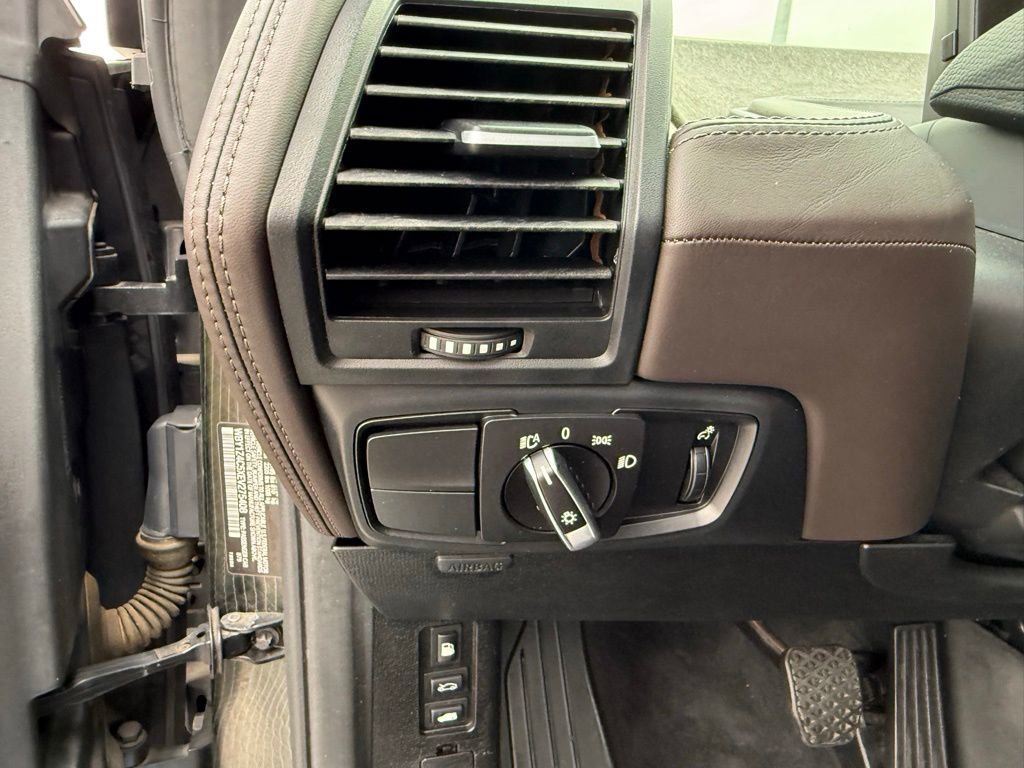 Used 2014 BMW i3 w/ Range Extender image 12