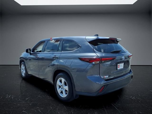 Certified 2024 Toyota Highlander LE AWD/4WD image 6