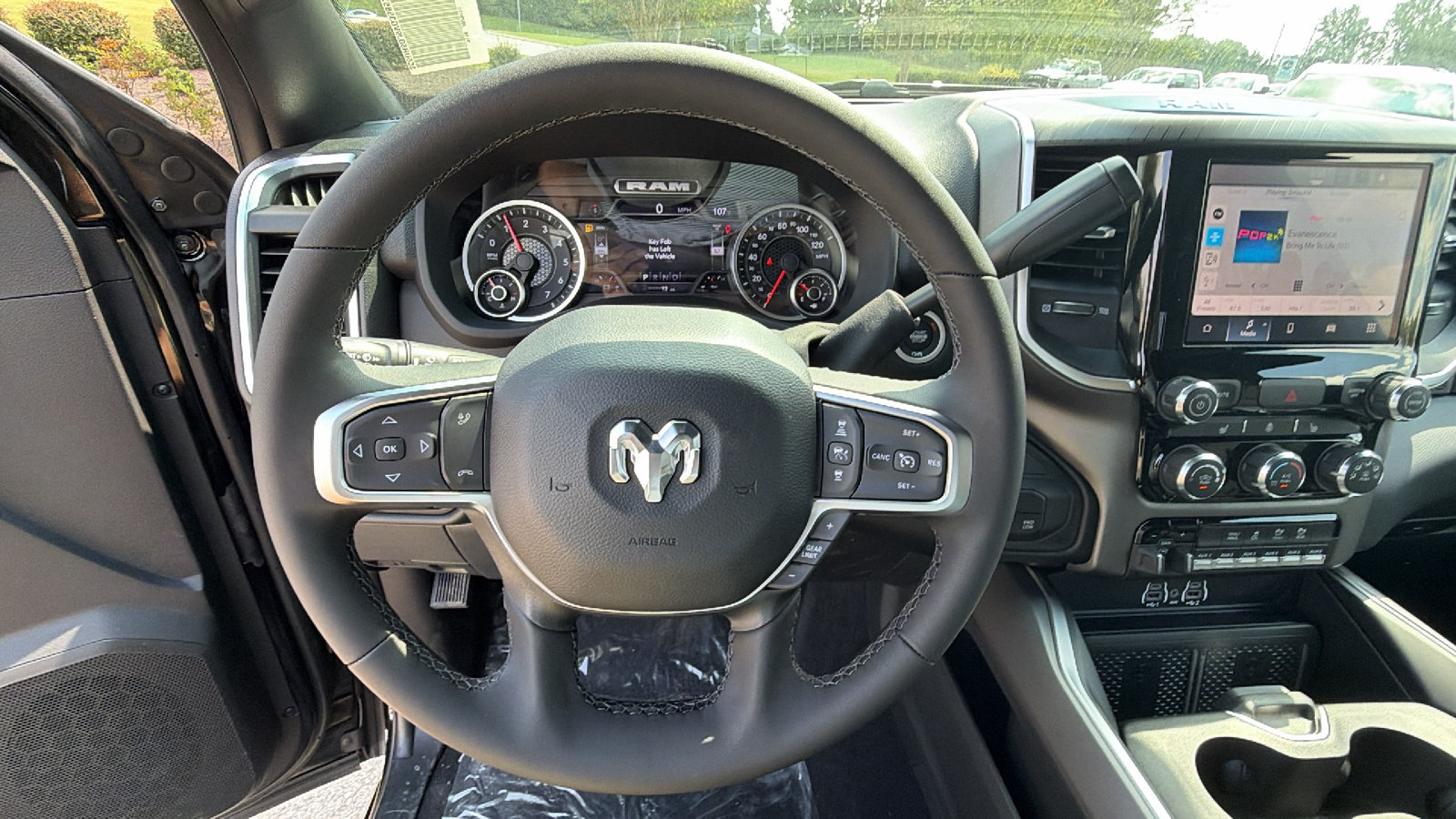 New 2027 RAM 2500 Big Horn AWD/4WD image 16