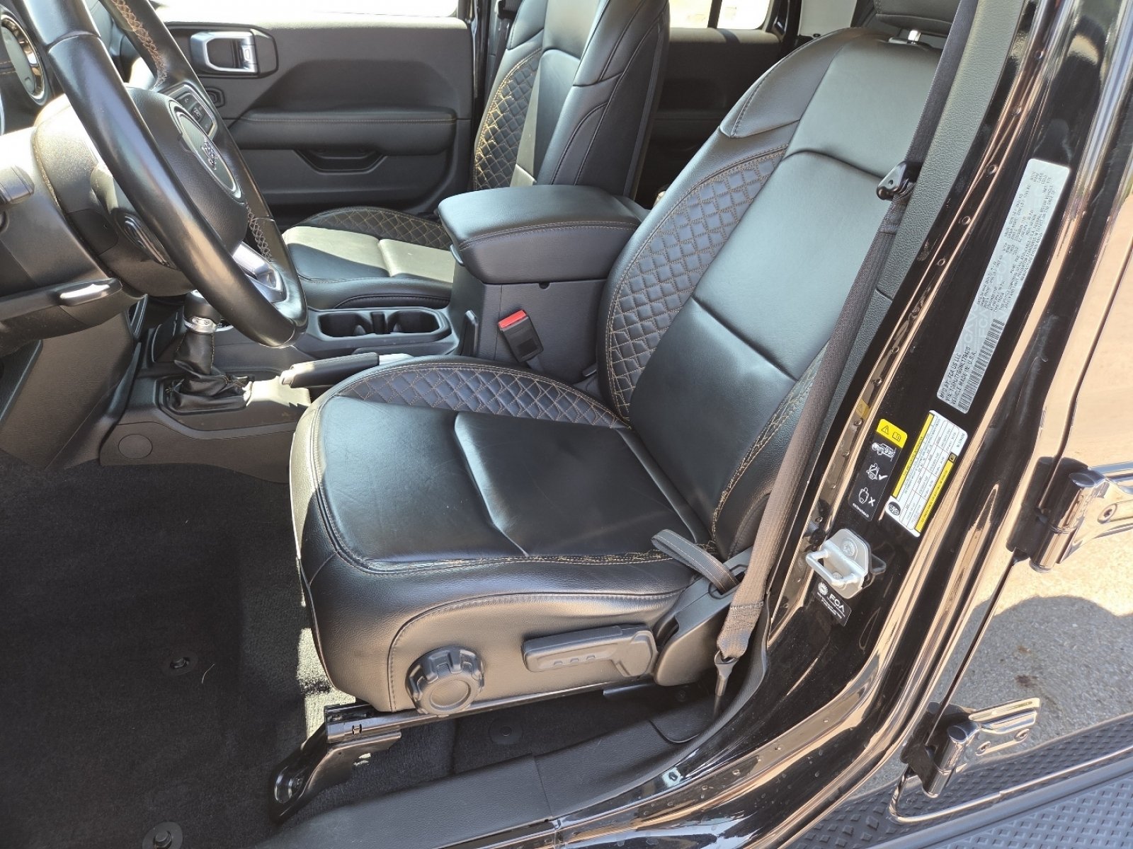 Used 2022 Jeep Gladiator Overland AWD/4WD image 22