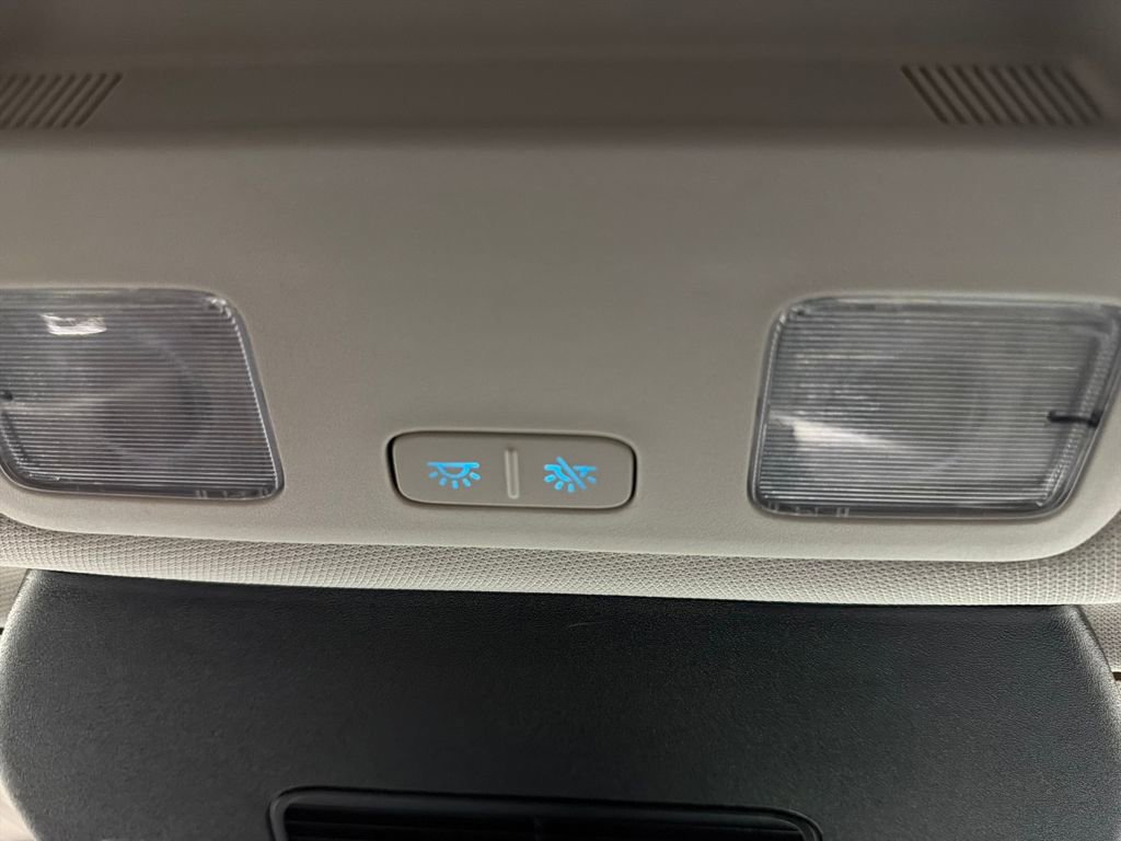 Used 2025 Ford Escape Platinum image 30