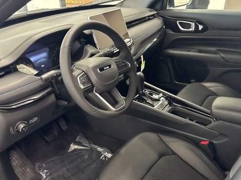New 2026 Jeep Compass Latitude AWD/4WD image 12
