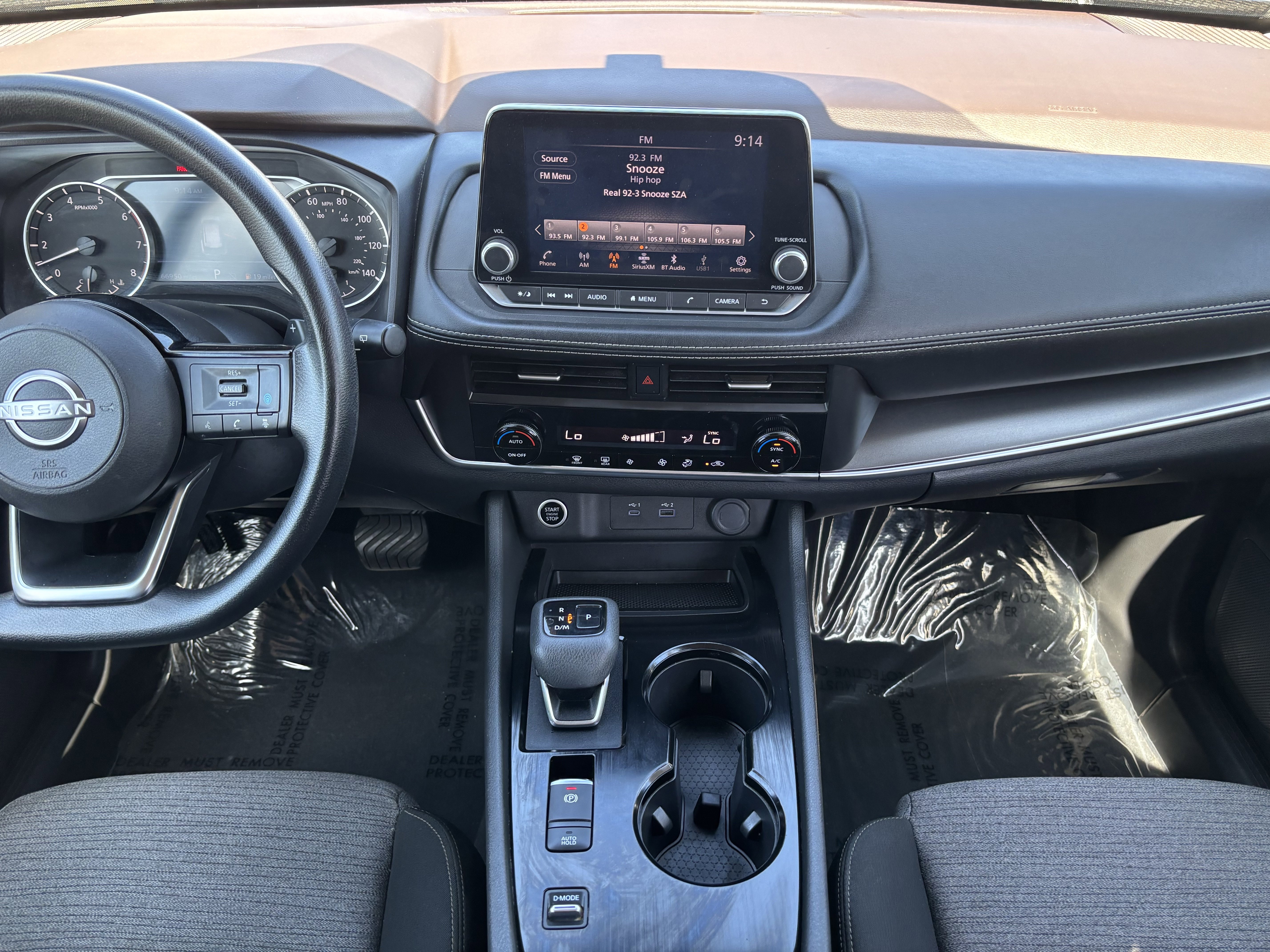 Used 2023 Nissan Rogue SV FWD image 18