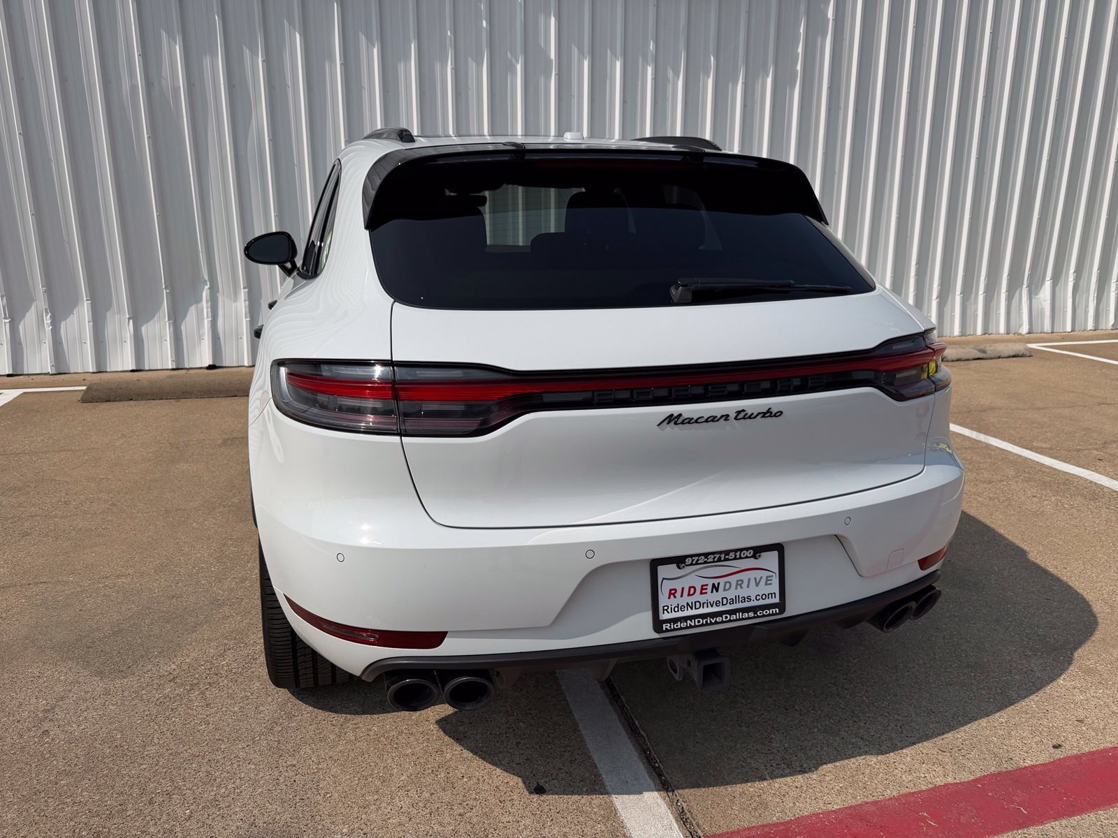 Used 2021 Porsche Macan Turbo AWD/4WD image 5
