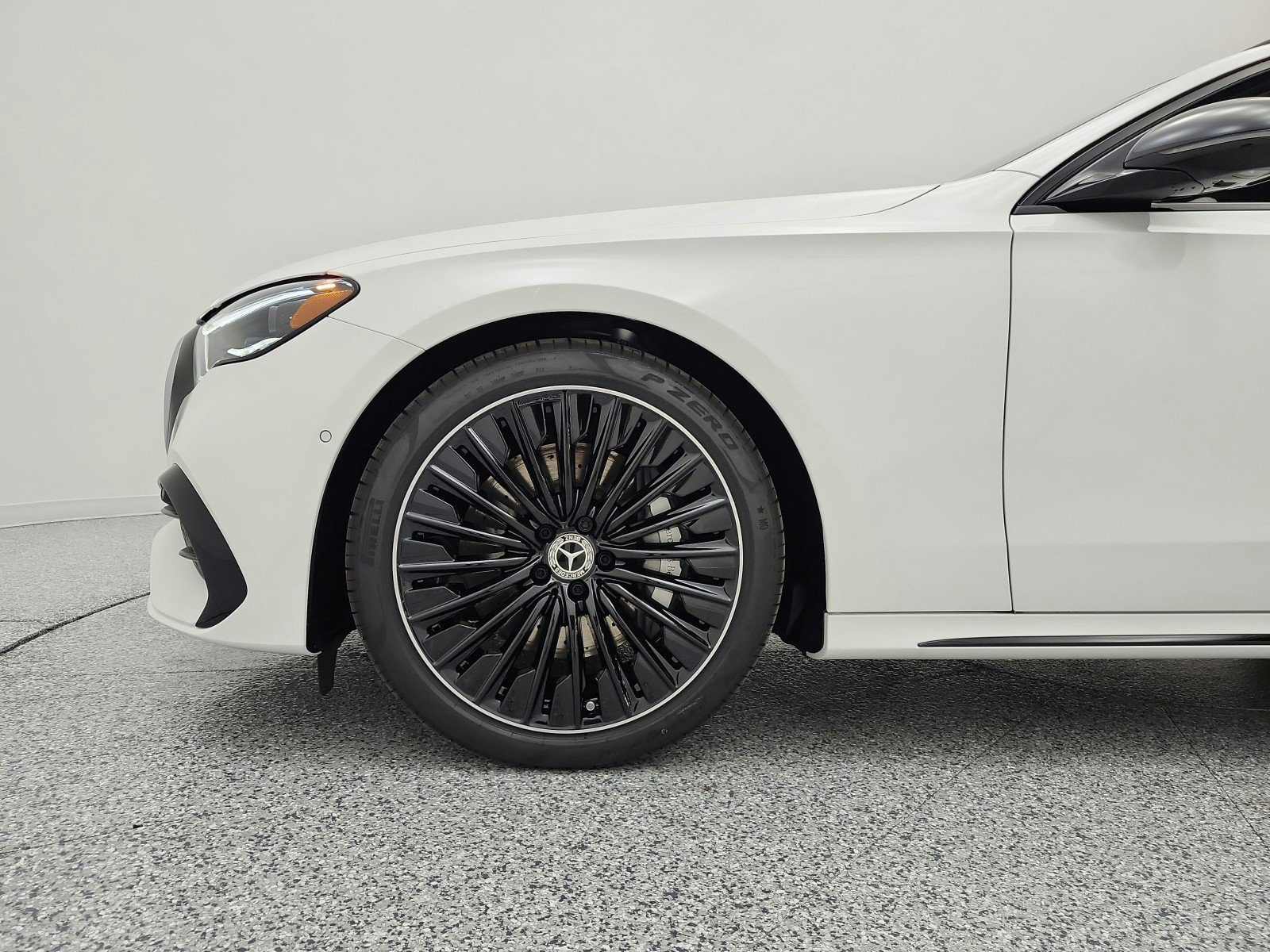 New 2027 Mercedes-Benz E 450 4MATIC Sedan image 13