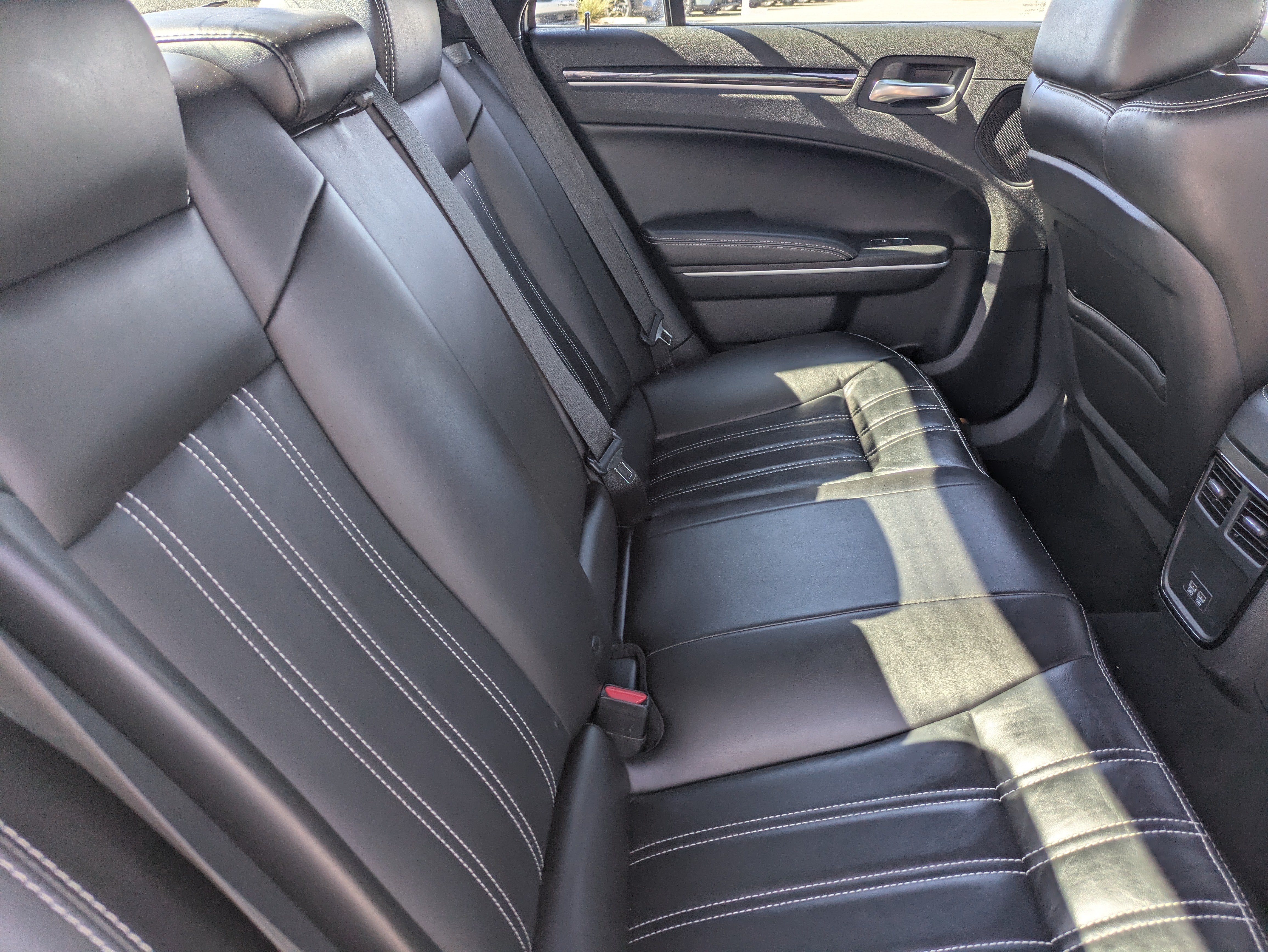 Used 2022 Chrysler 300 S RWD image 13