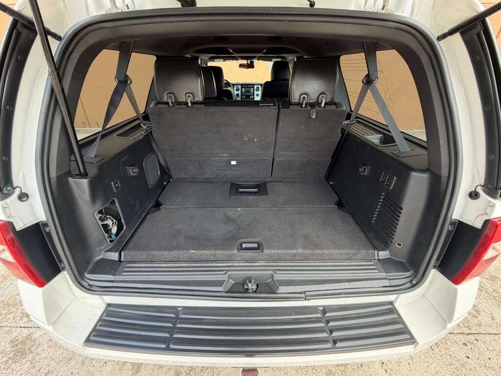 Used 2012 Ford Expedition EL Limited RWD image 23