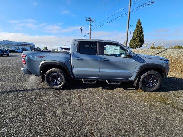New 2025 Nissan Frontier PRO-4X w/ Pro Premium Package image 9