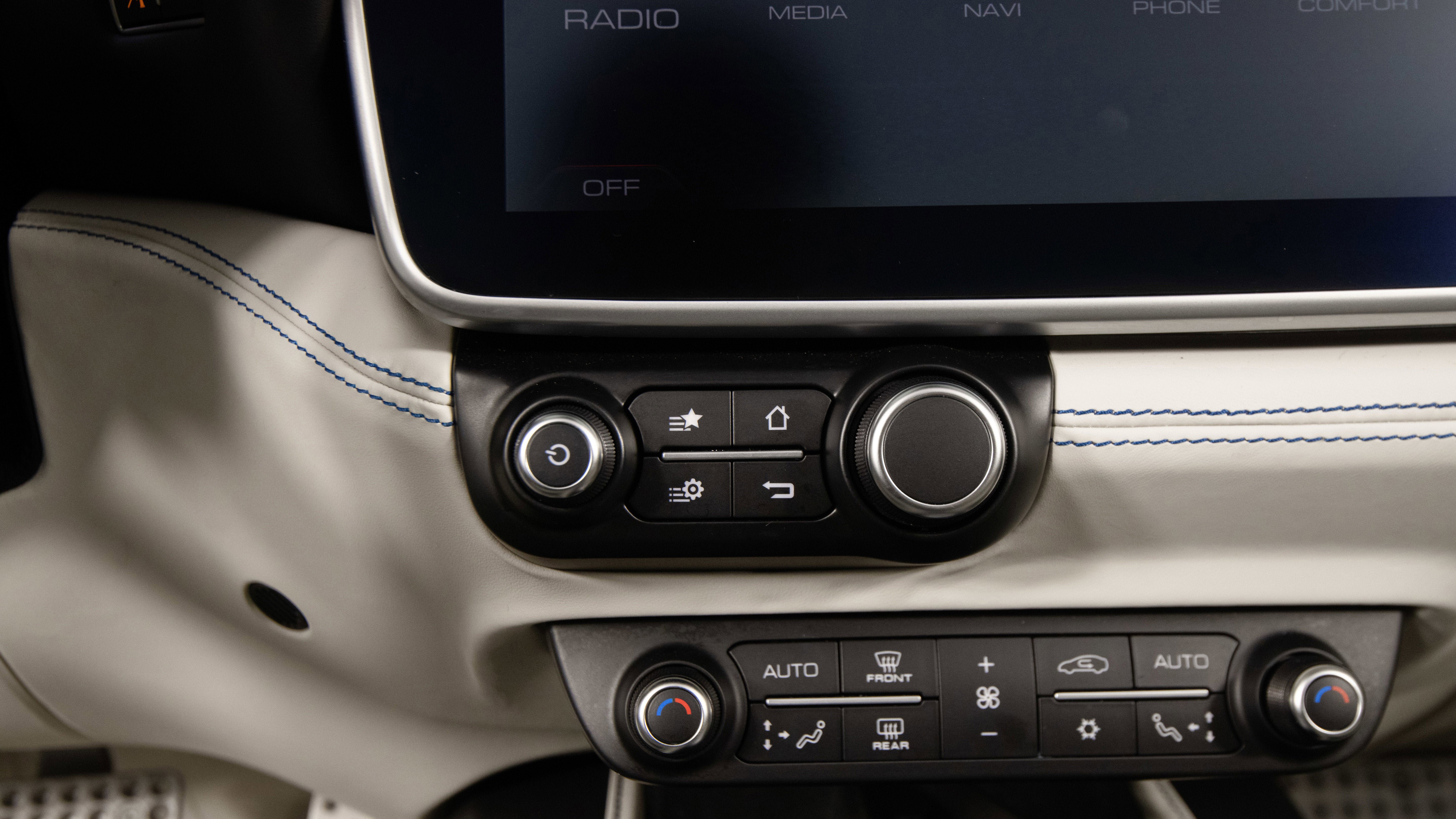 Certified 2023 Ferrari Portofino M RWD image 28