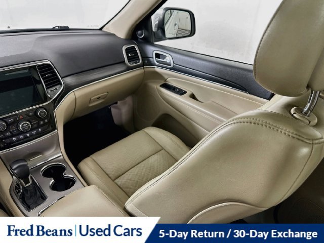 Used 2021 Jeep Grand Cherokee Limited w/ Luxury Group II AWD/4WD image 30