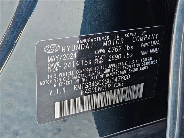 Used 2025 Genesis G70 2.5T image 24