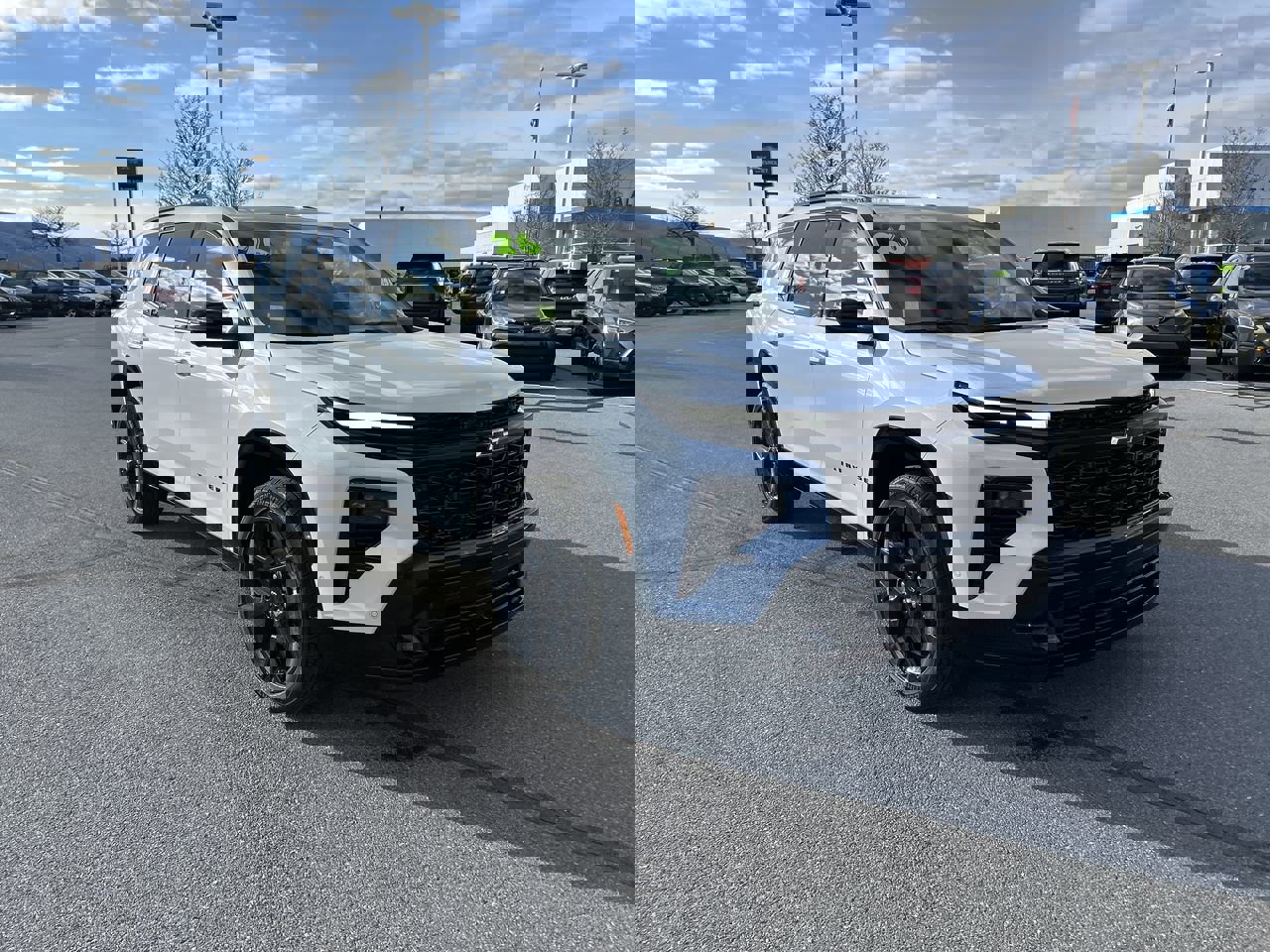 New 2026 Chevrolet Traverse RS w/ LPO, Floor Liner Package