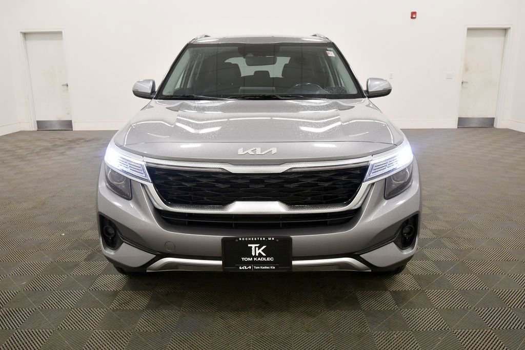 Certified 2023 Kia Seltos S w/ Navigation Package image 11