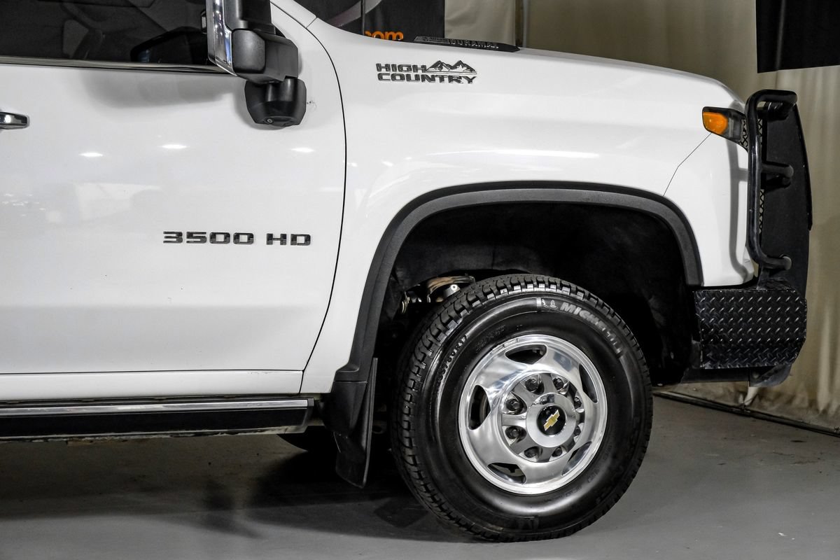 Used 2022 Chevrolet Silverado 3500 High Country w/ Safety Package II AWD/4WD image 7