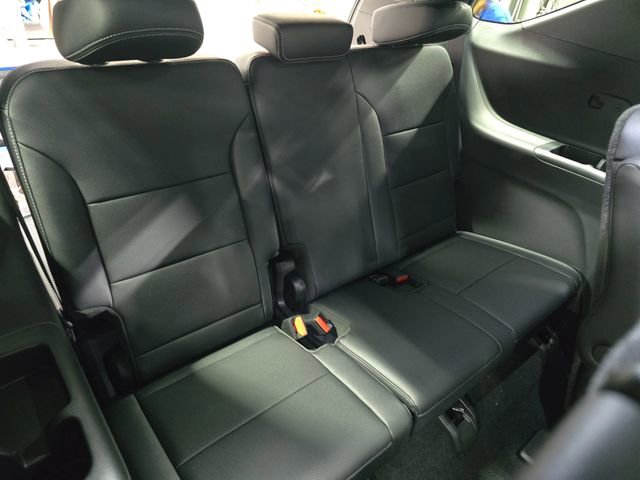 New 2026 Chevrolet Traverse LT w/ Midnight/Sport Edition image 13