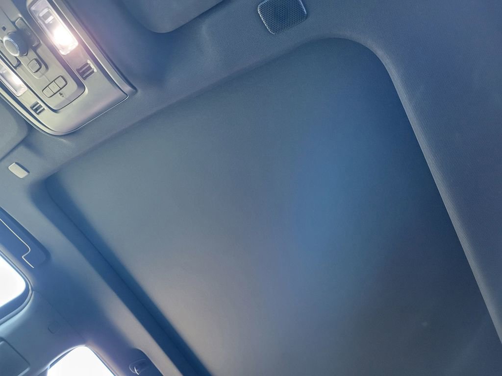 Used 2024 Chevrolet Tahoe Z71 w/ Luxury Package image 21