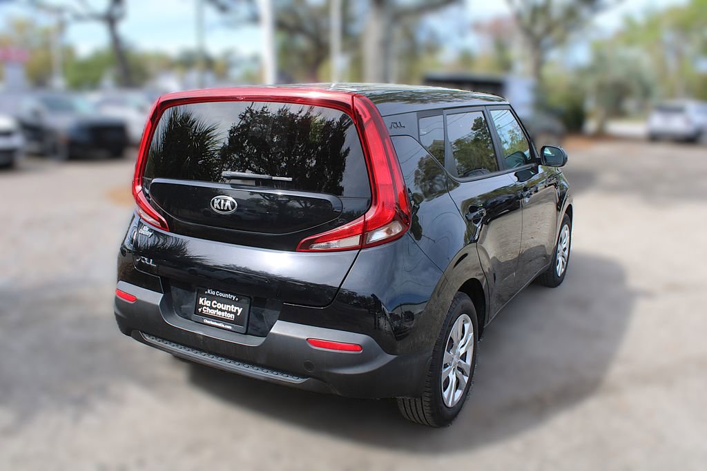 Used 2021 Kia Soul LX image 7