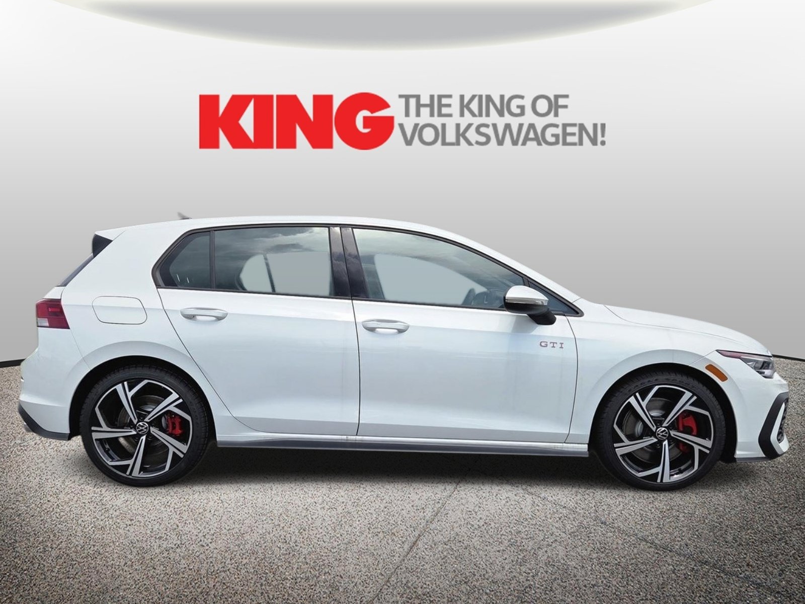 New 2026 Volkswagen GTI SE FWD image 2
