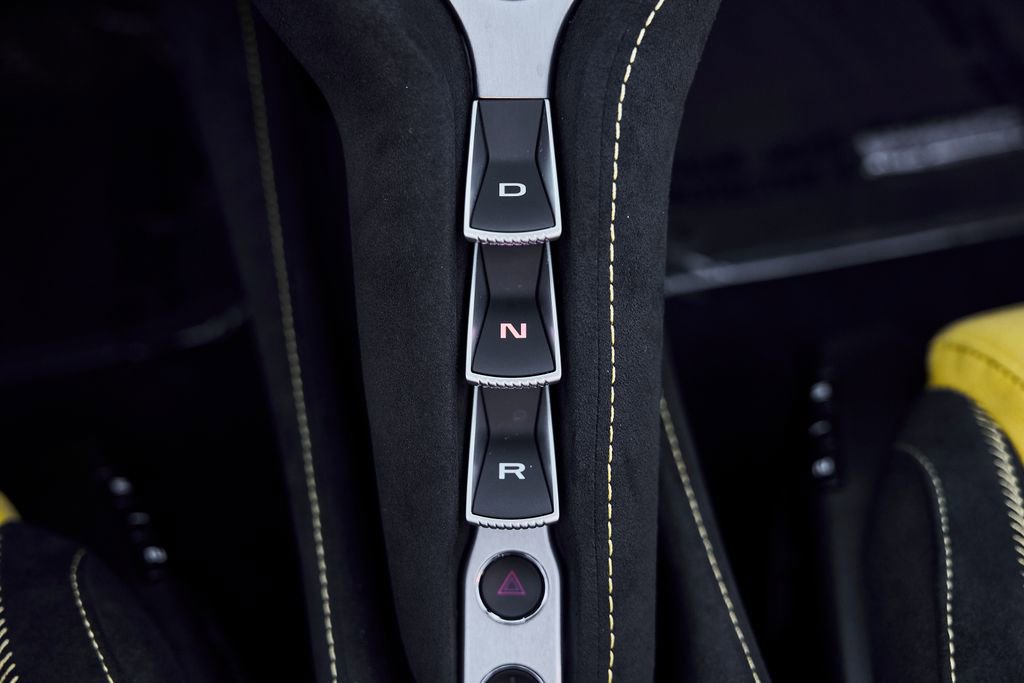 Used 2026 McLaren 750S Spider image 68