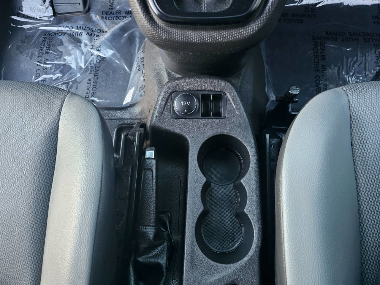 Used 2015 Ford Transit Connect XL FWD image 30