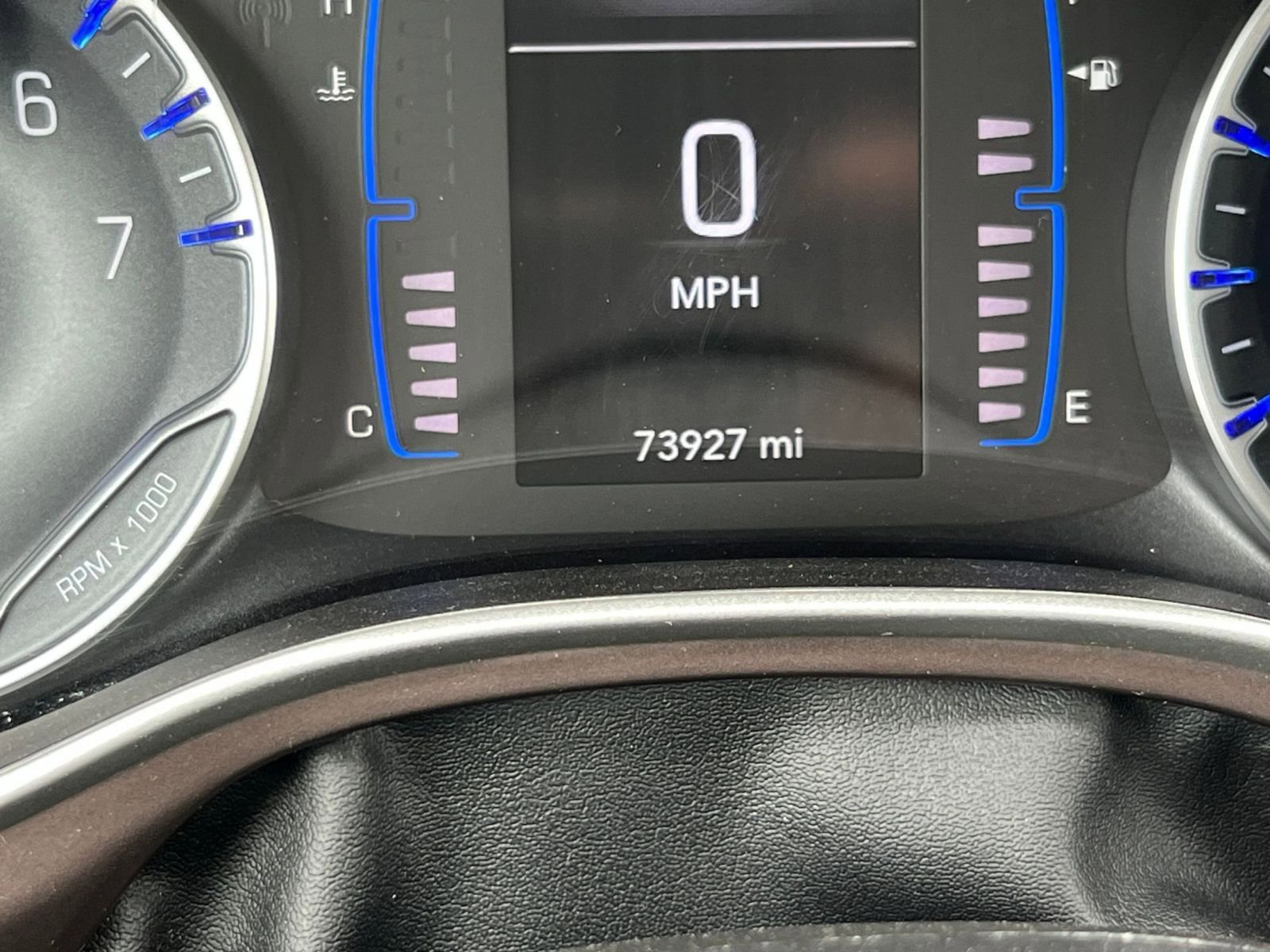 Used 2023 Chrysler Voyager LX image 44