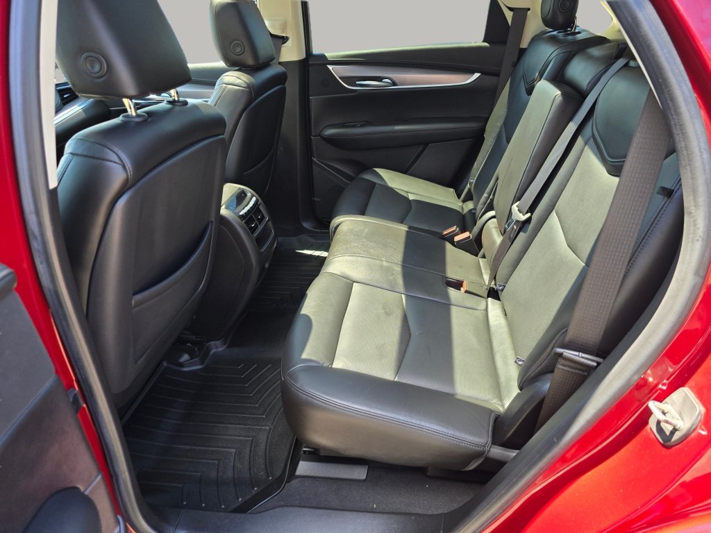 Used 2018 Cadillac XT5 Premium Luxury w/ Driver Assist Package AWD/4WD image 27