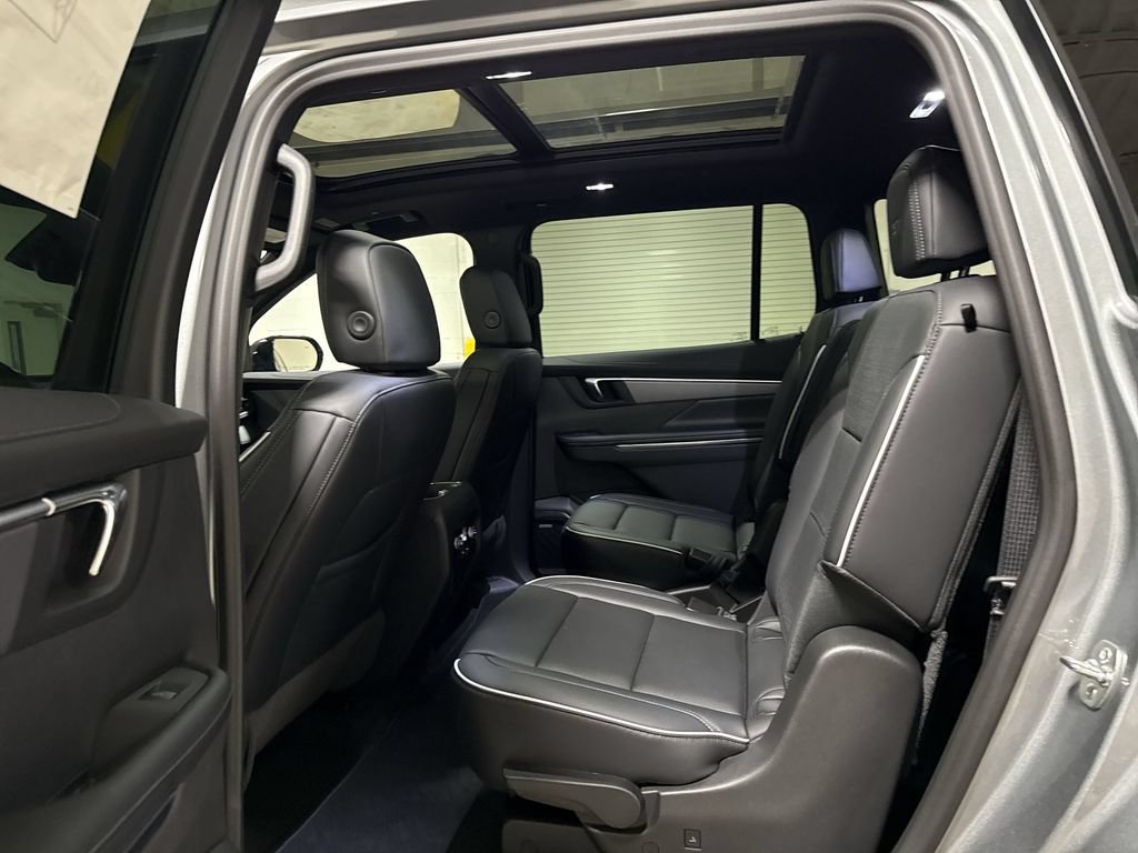 New 2027 Buick Enclave Sport Touring w/ Super Cruise Package AWD/4WD image 24