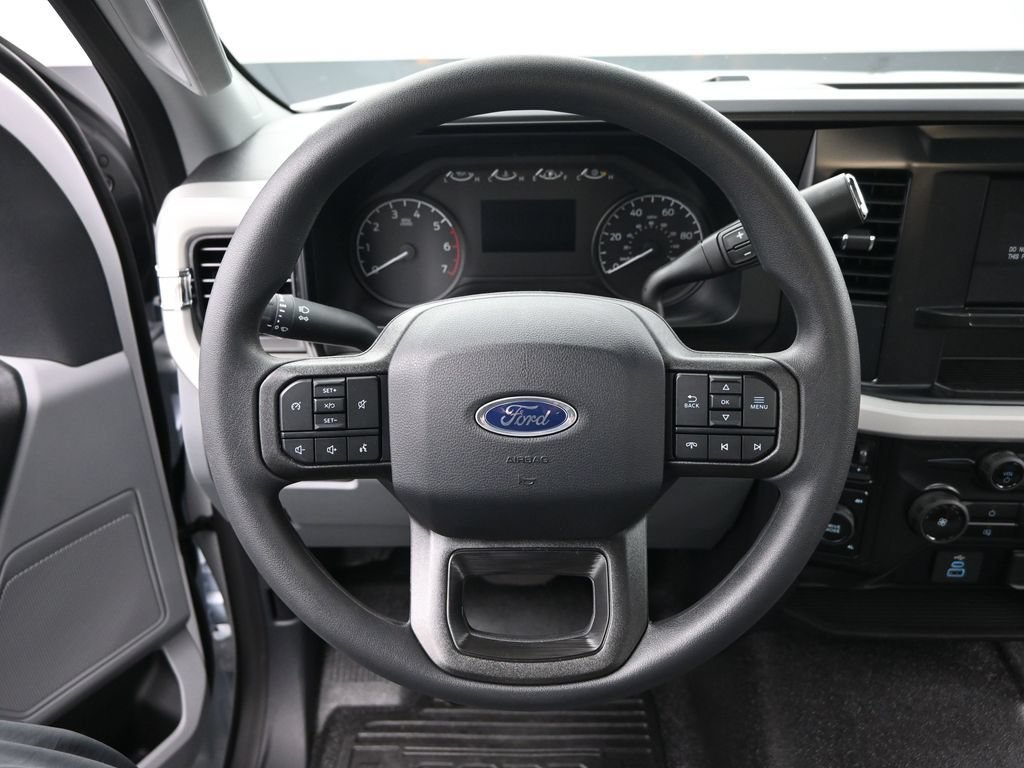 New 2026 Ford F250 XL w/ F-250 >10K GVWR Package AWD/4WD image 12