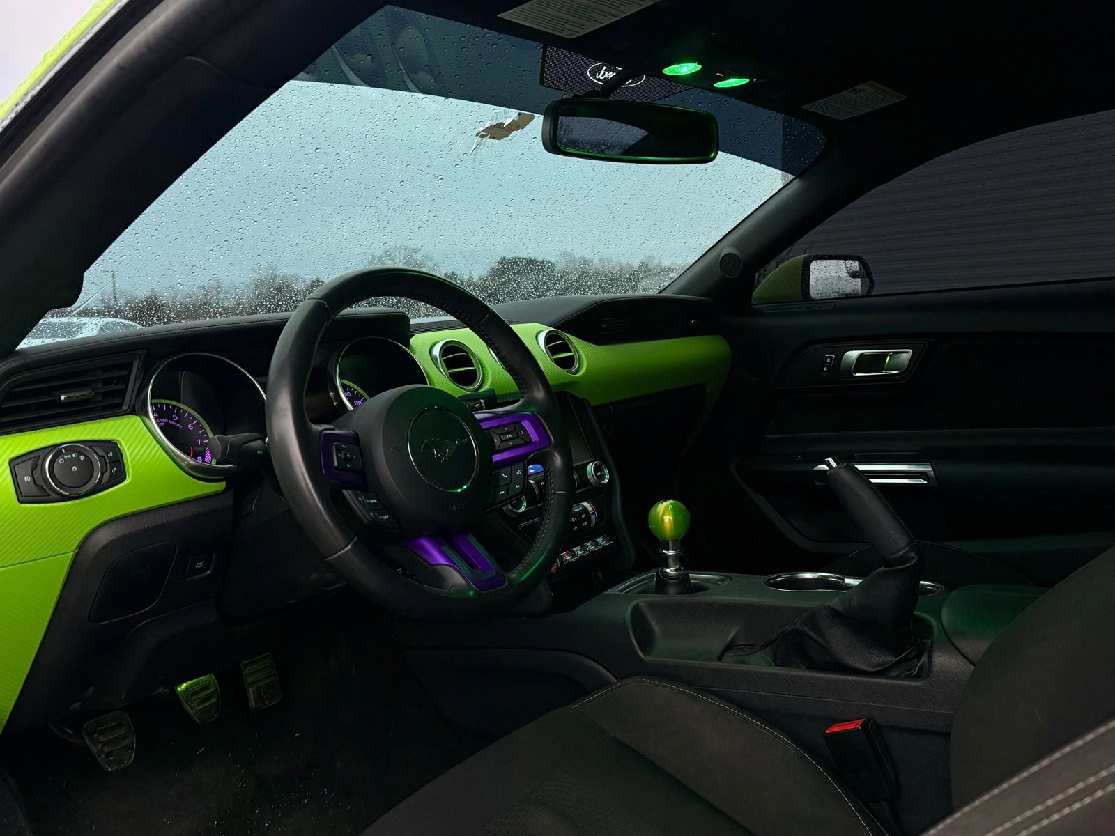 Used 2020 Ford Mustang GT w/ Equipment Group 301A image 29