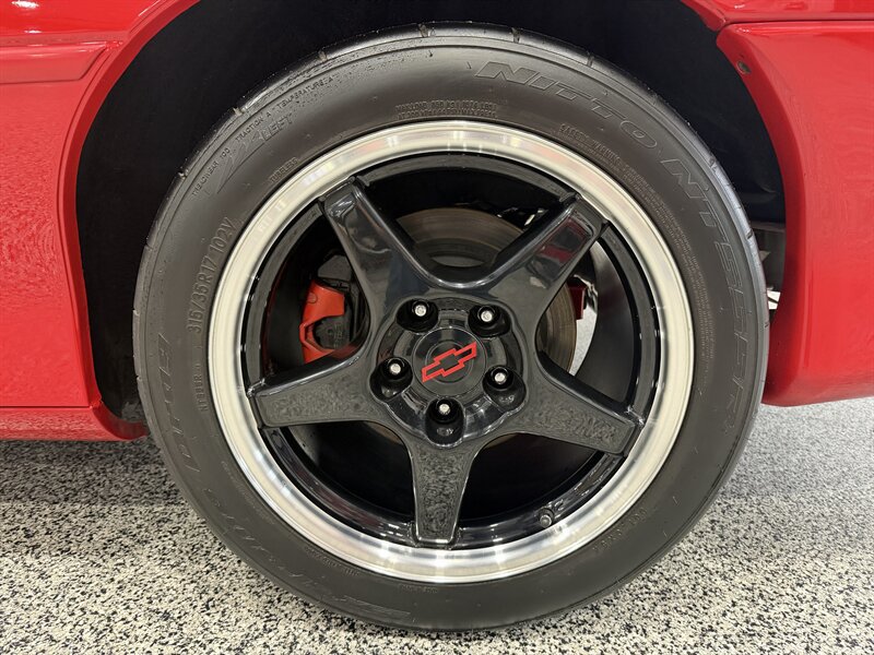 Used 2002 Chevrolet Camaro Z28 w/ Preferred Equipment Group 2 RWD image 28
