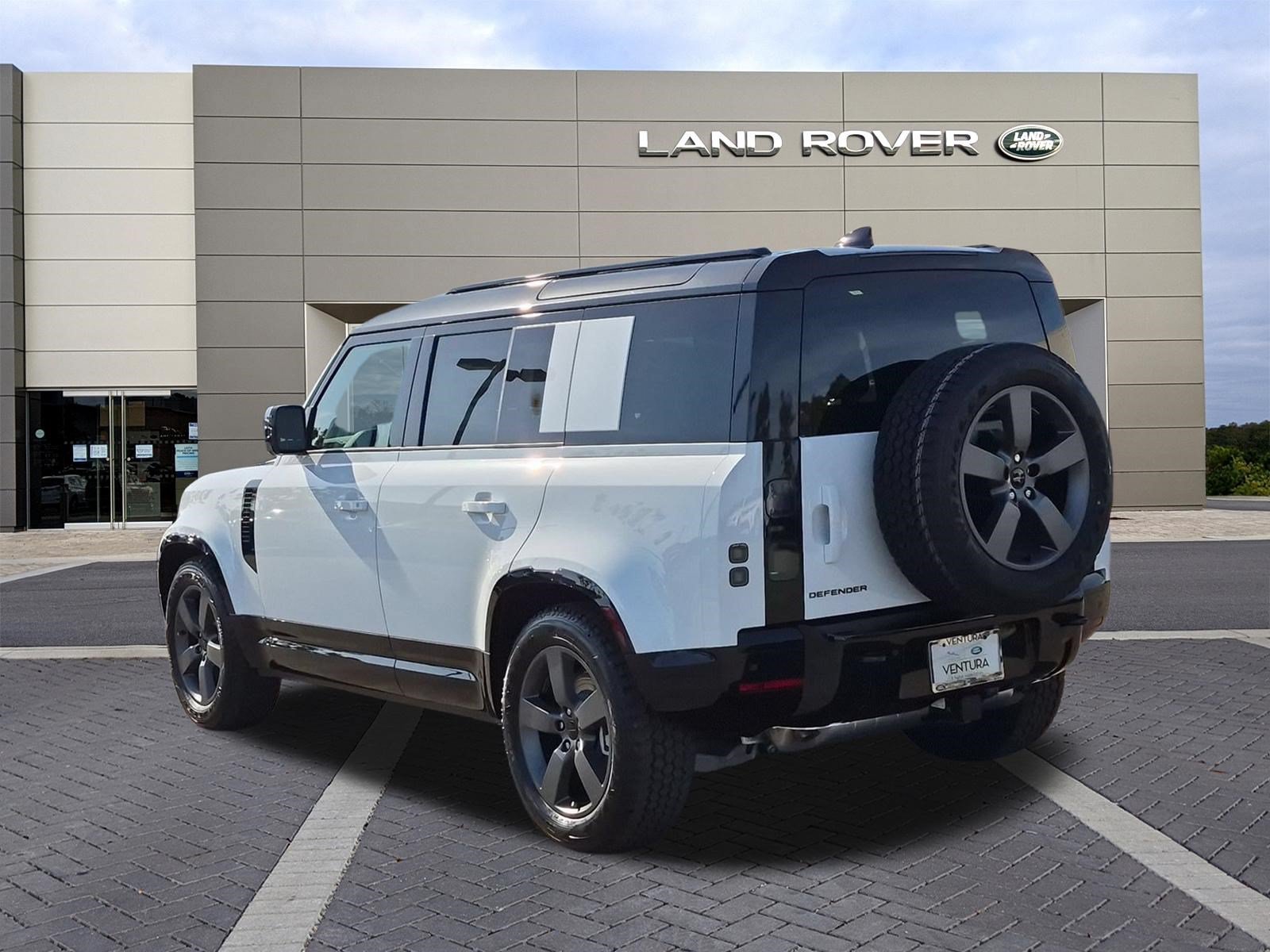 New 2026 Land Rover Defender 110 X-Dynamic SE AWD/4WD image 7