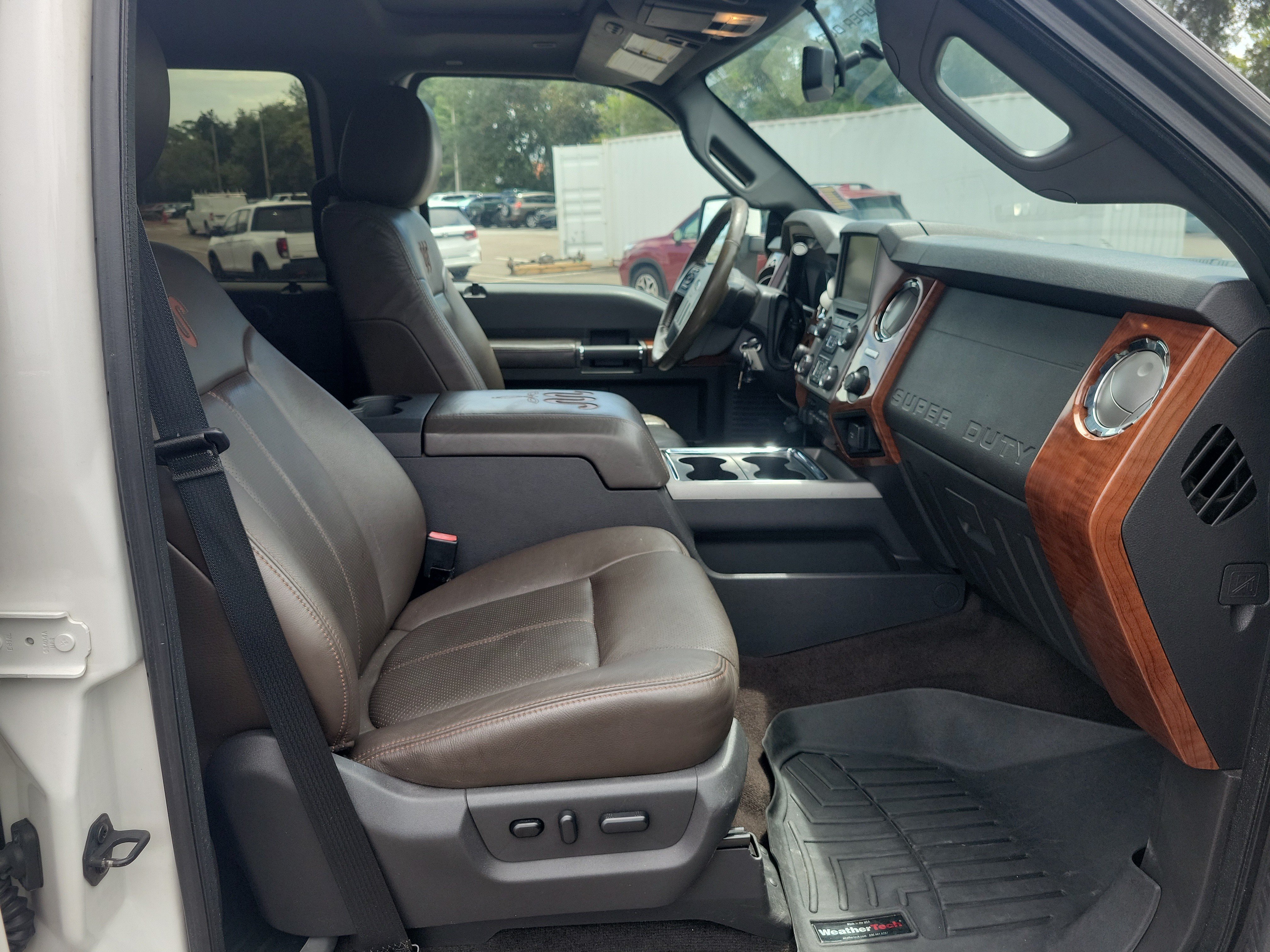 Used 2015 Ford F350 King Ranch w/ FX4 Off-Road Package AWD/4WD image 18