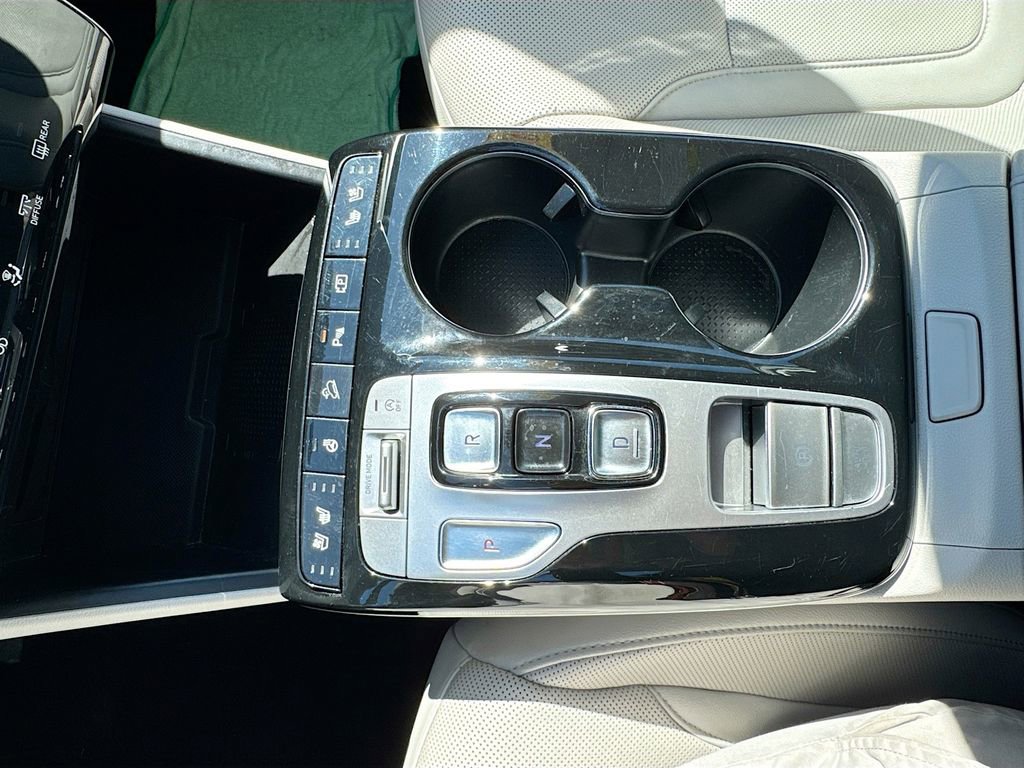 Used 2024 Hyundai Tucson Limited image 25