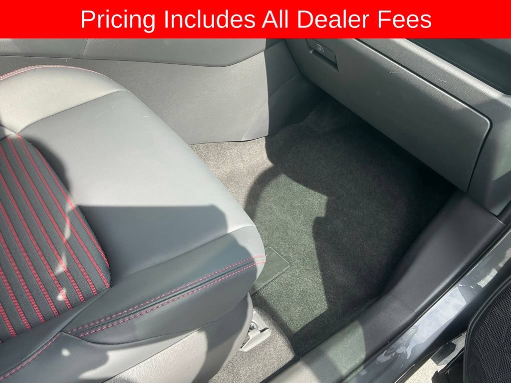Used 2025 Toyota RAV4 XSE w/ Weather Package AWD/4WD image 21