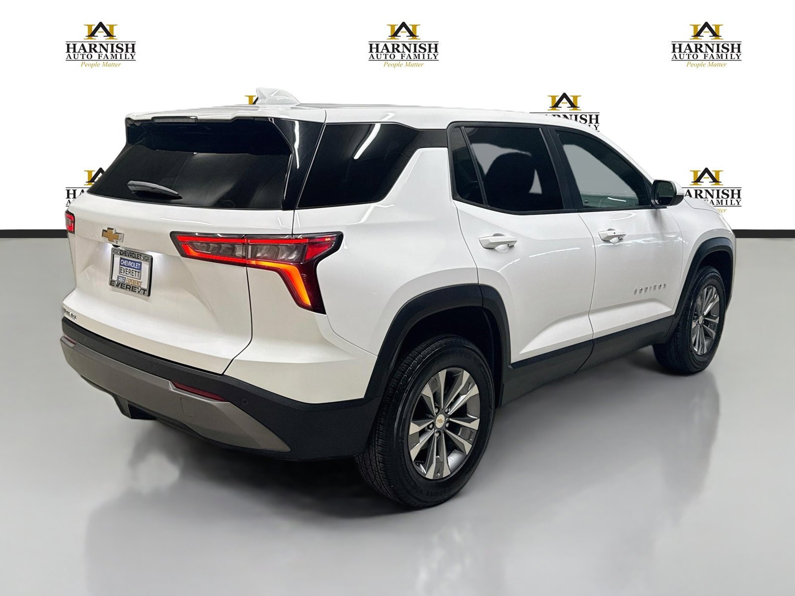 Used 2025 Chevrolet Equinox LT FWD image 5