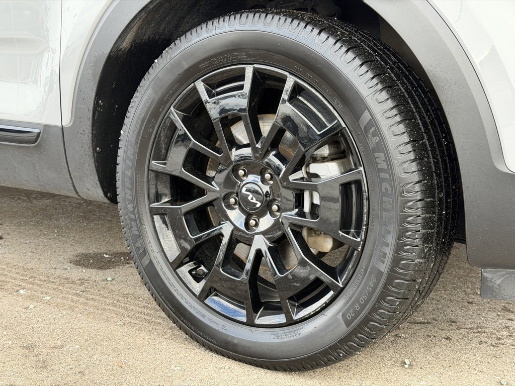 Used 2022 Kia Telluride EX w/ EX Premium Package image 28