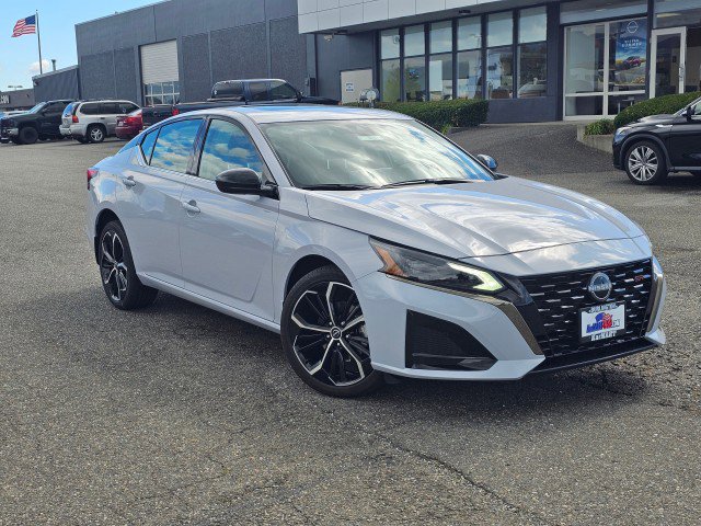 New 2025 Nissan Altima 2.5 SR w/ SR Premium Package