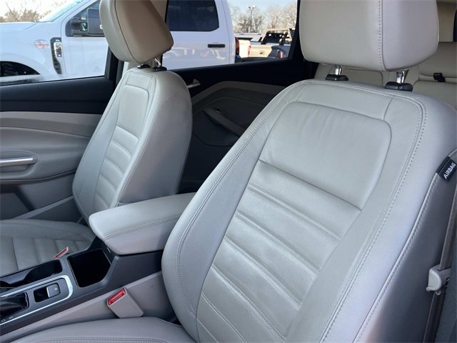 Used 2017 Ford Escape Titanium image 30