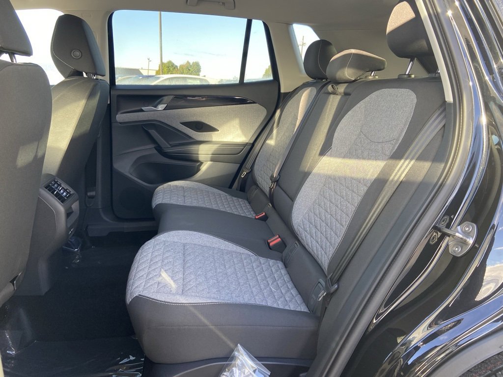 New 2026 Volkswagen Tiguan S image 7
