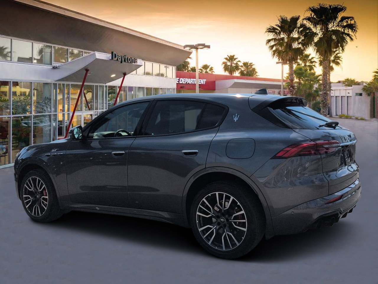 Used 2023 Maserati Grecale GT AWD/4WD image 5