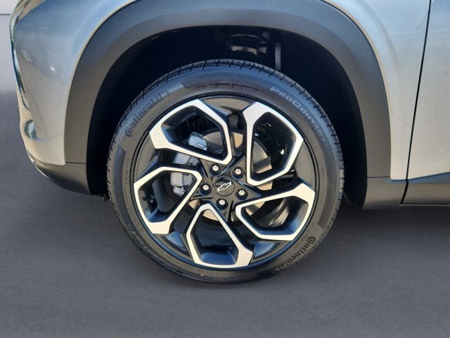 Used 2025 Chevrolet Trax RS w/ Driver Confidence Package FWD image 14