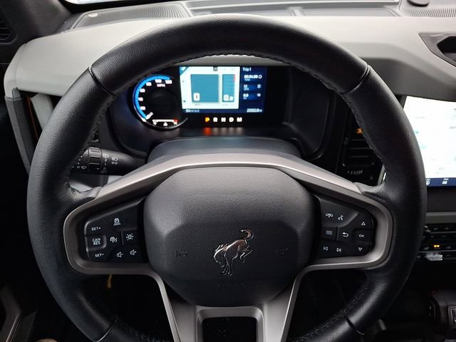 Used 2022 Ford Bronco Badlands image 19