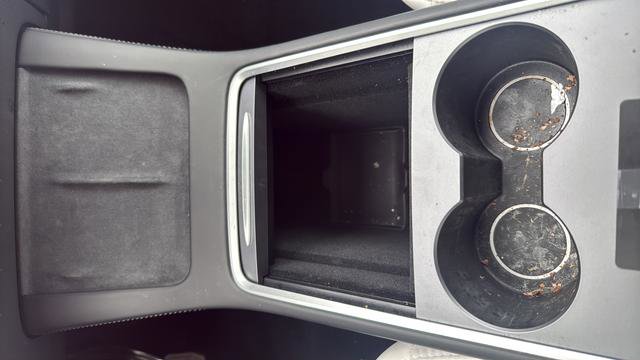 Used 2024 Tesla Model Y 2WD image 8