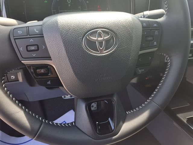 Used 2025 Toyota Camry SE w/ Multimedia Upgrade Package FWD image 24