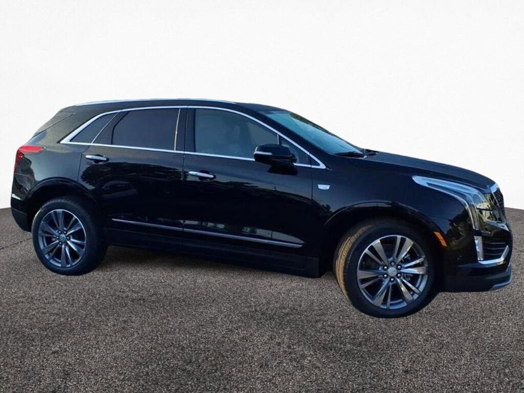 New 2025 Cadillac XT5 Premium Luxury w/ Technology Package image 2