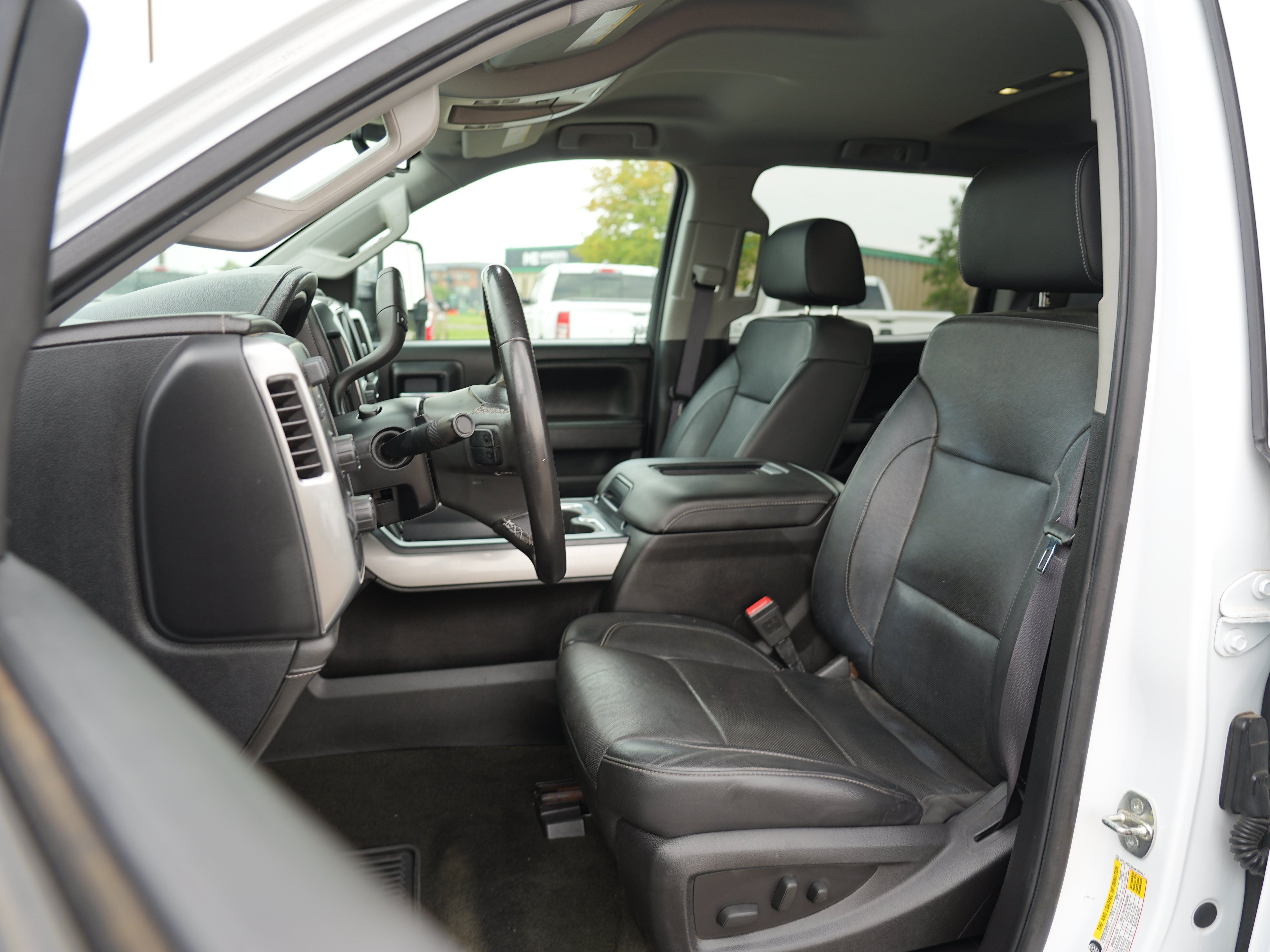 Used 2016 Chevrolet Silverado 2500 LTZ w/ Duramax Plus Package AWD/4WD image 12
